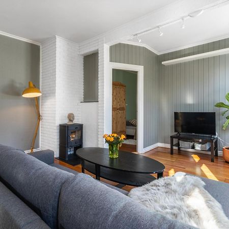 Sunny Apartment In Alesund City Exterior foto
